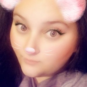 Meet your Posher, Nichole